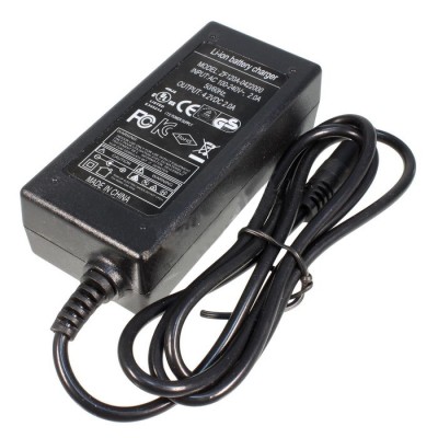 Зарядное устройство  для 1S Li-ion аккумуляторных батарей (4.2 В, 2 А) Разъем: 5,5 х 2,5 мм