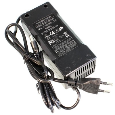 Зарядное устройство  для 6S Li-ion аккумуляторных батарей (25.2 В, 4 А) Разъем: 5,5 х 2,5 мм