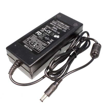 Зарядное устройство  для 7S Li-ion аккумуляторных батарей (29.4 В, 1,5 А) Разъем: 5,5 х 2,5 мм